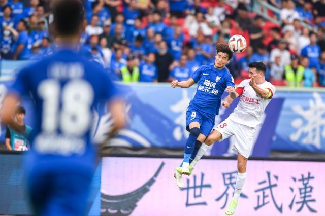 韦世豪点燃蓉城雄心 成都新赛季目标不仅是亚冠？